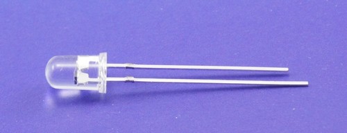 5mm LED mit automatischem Farbwechsel 2-pin