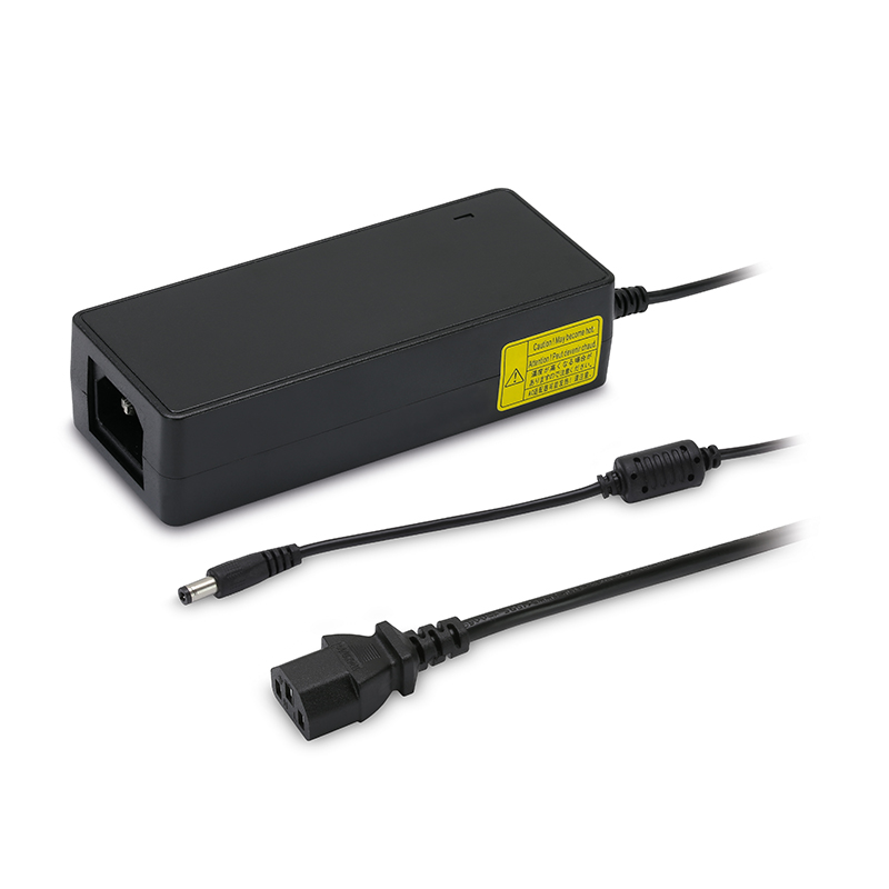 Schaltnetzteil 12 V / 5 A