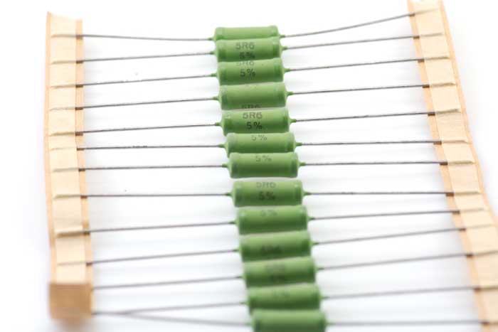 Hochlastwiderstand 5,6 Ohm 2W, 10 Stück