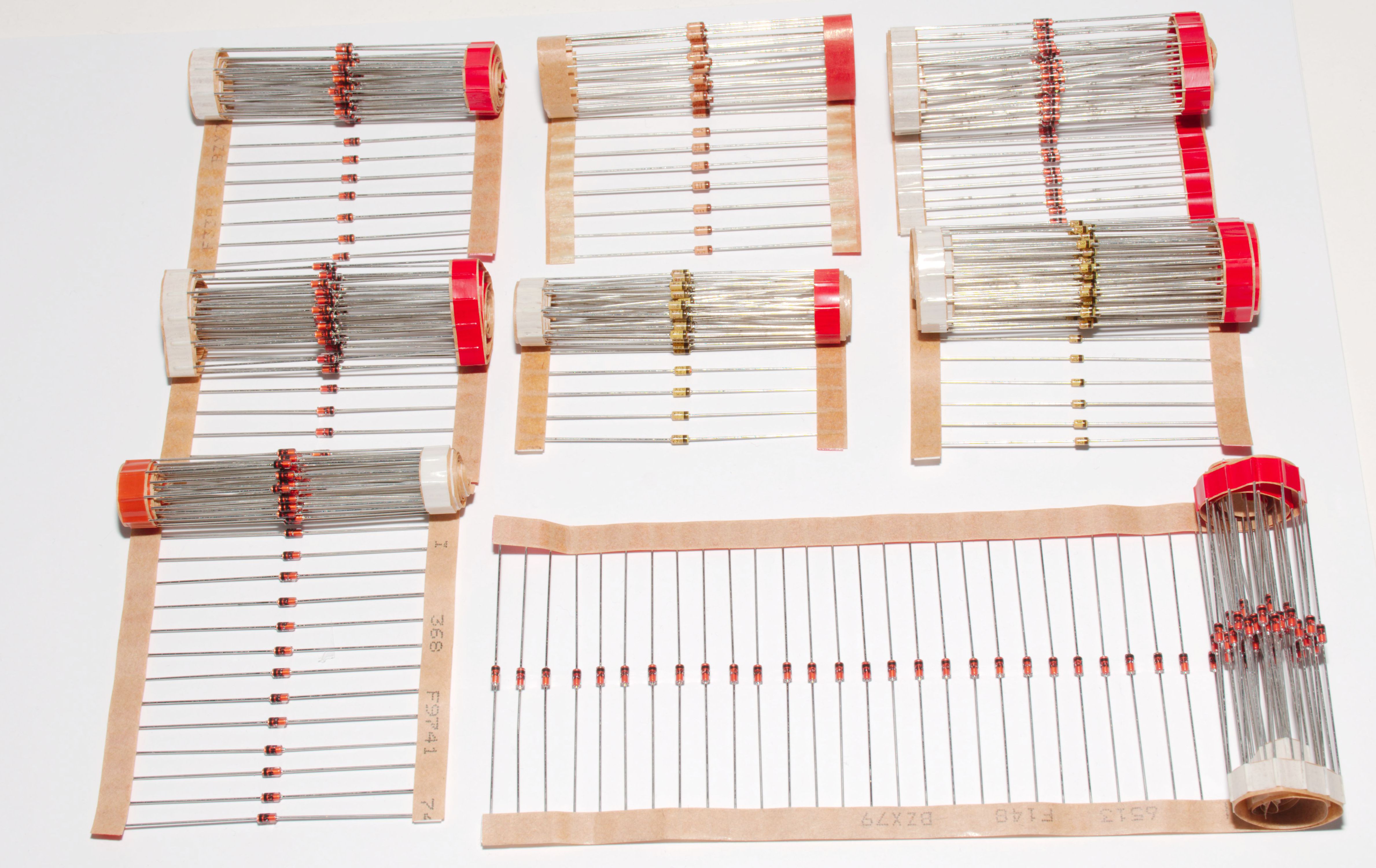 Sortiment Z-Dioden, 8-Werte, 500-teilig